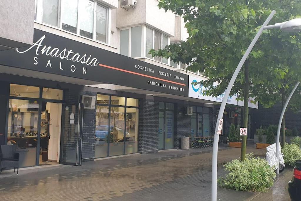 Studio Modern. Bukarest Eksteriør billede