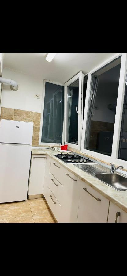Studio Modern. Bukarest Eksteriør billede