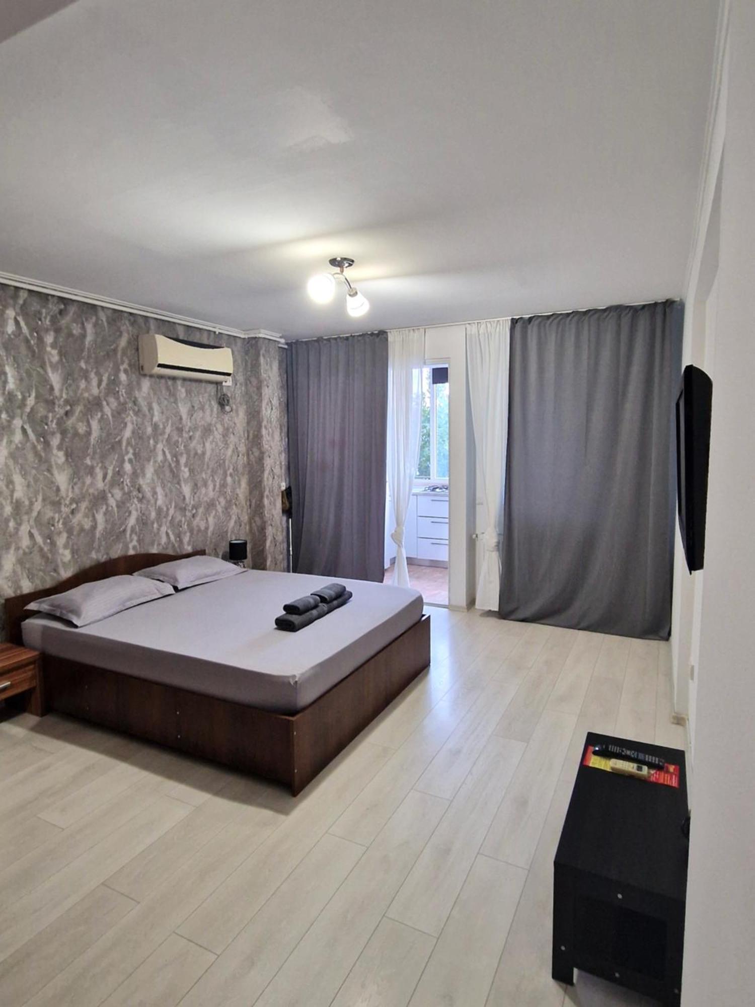 Studio Modern. Bukarest Eksteriør billede